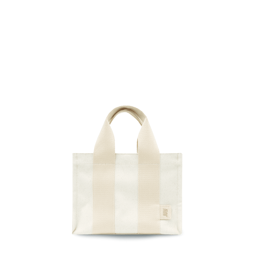 Everyday_MiniTote_Natural_To Scale.png